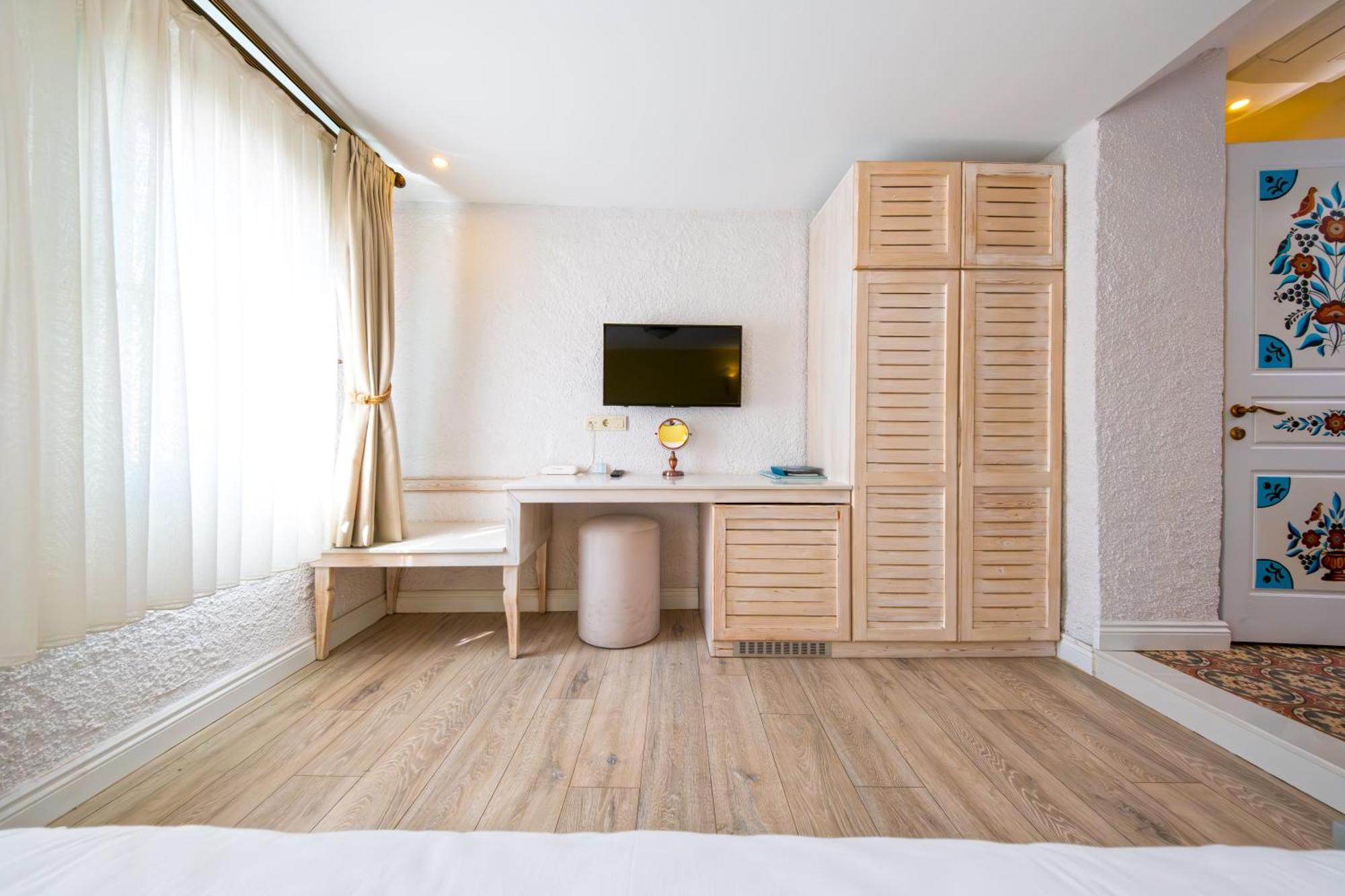 Sigacik Gardenya Buti̇K Otel Exterior photo